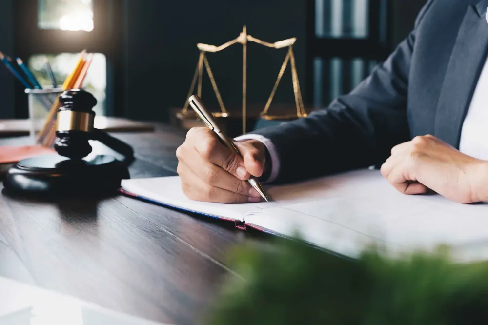 avocat-confiance.jpg